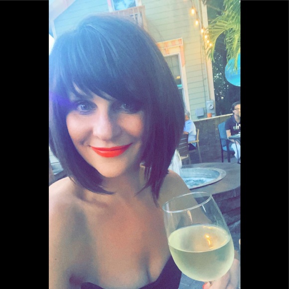 Meet your Posher, Lauren - Picture 5 of 16